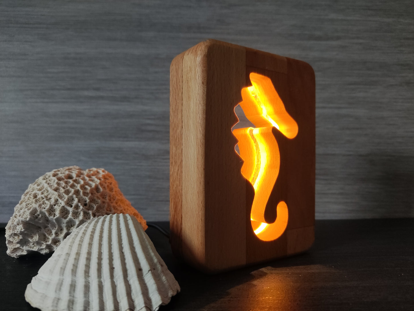Seepferd Holz LED Nachtlicht / Dekoration