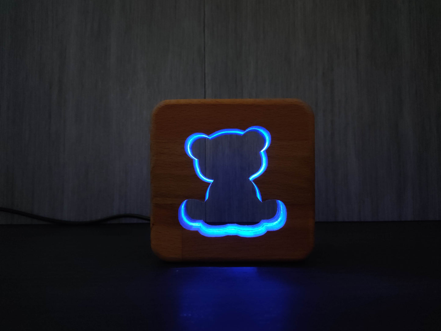 Teddybär Holz LED Nachtlicht / Dekoration mit Fernbedienung / Farbsteuerung