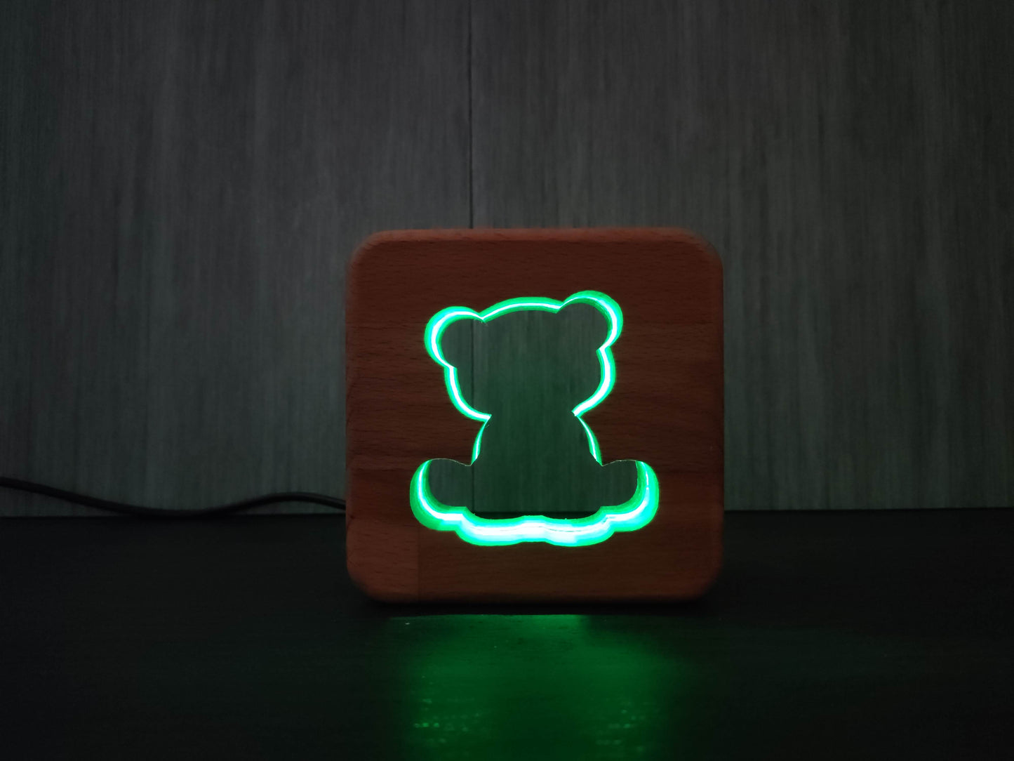 Teddybär Holz LED Nachtlicht / Dekoration mit Fernbedienung / Farbsteuerung
