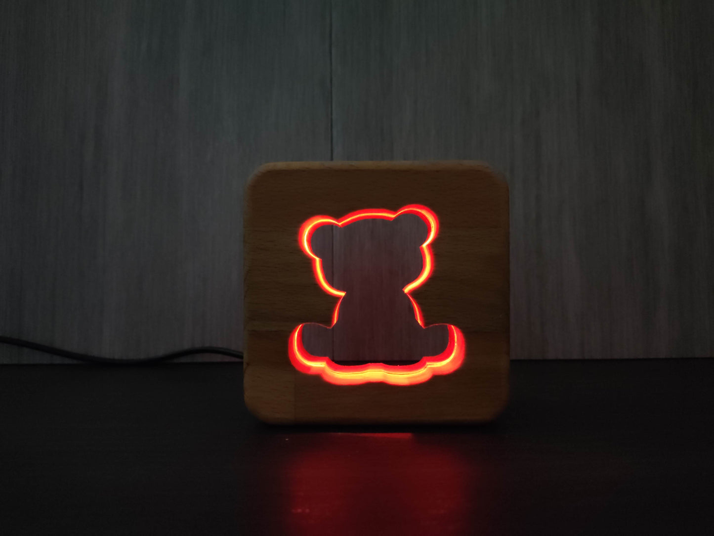 Teddybär Holz LED Nachtlicht / Dekoration mit Fernbedienung / Farbsteuerung