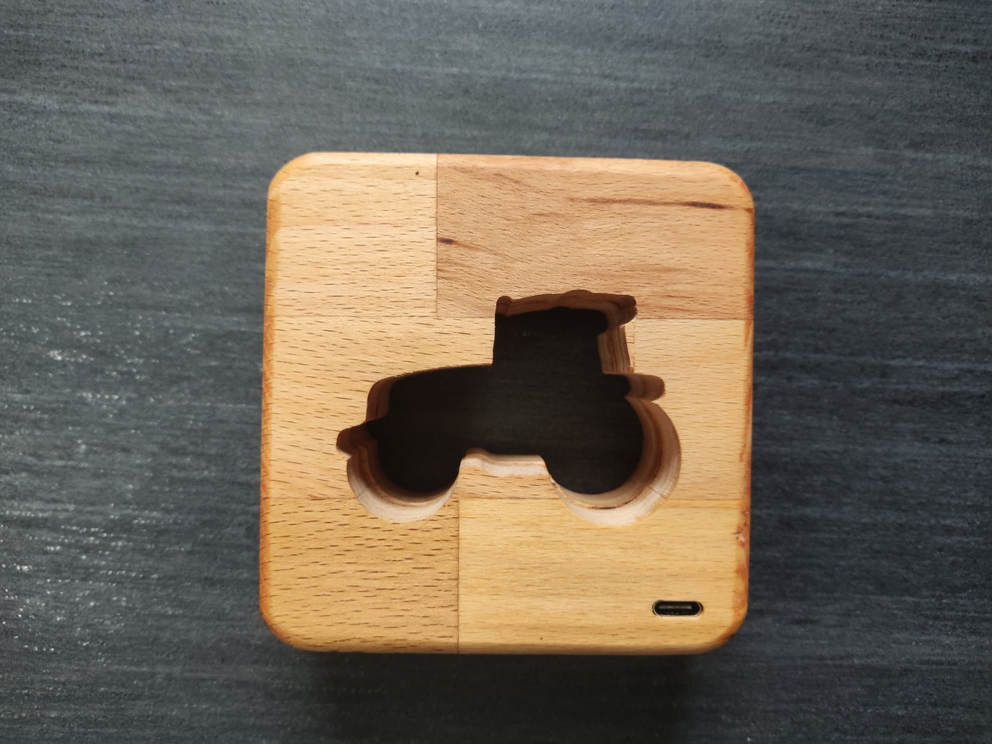 Traktor / Bullgod Holz LED Nachtlicht / Dekoration