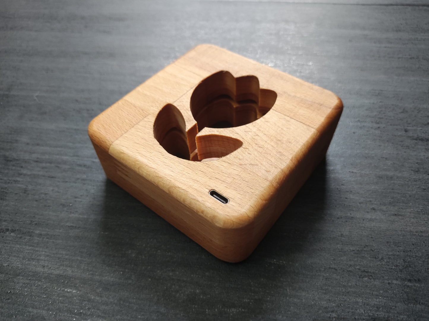 Tulpe Holz LED Nachtlicht / Dekoration