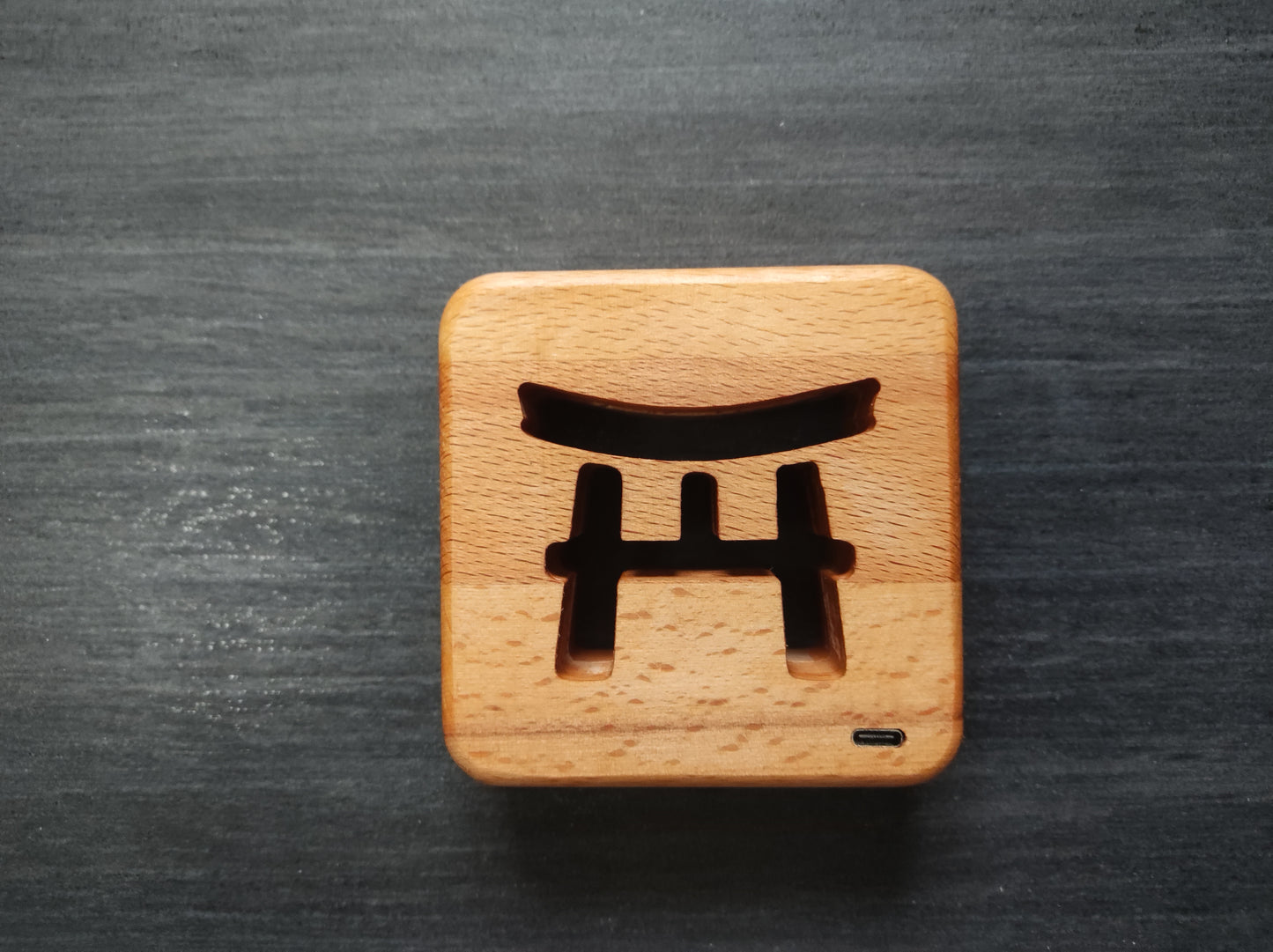Japanisches Torii Holz LED Nachtlicht / Dekoration mit Fernbedienung / Farbsteuerung