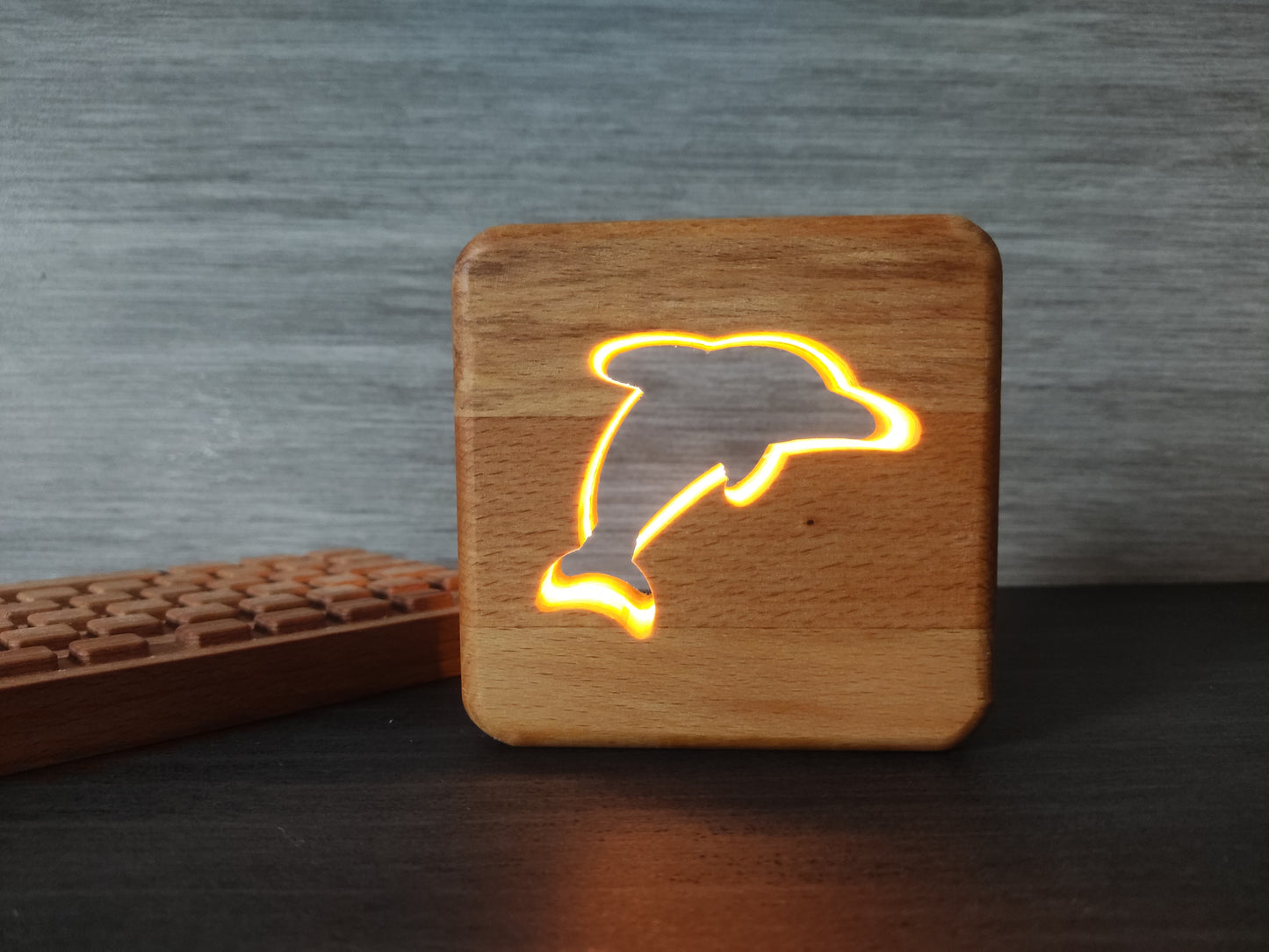 Delphin Holz LED Nachtlicht / Dekoration