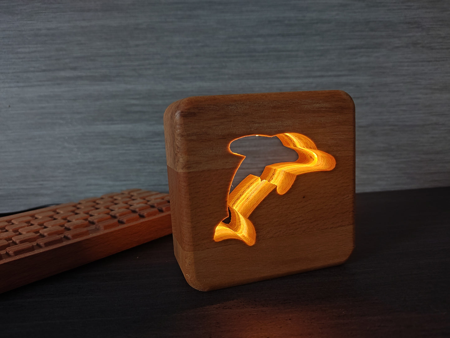 Delphin Holz LED Nachtlicht / Dekoration