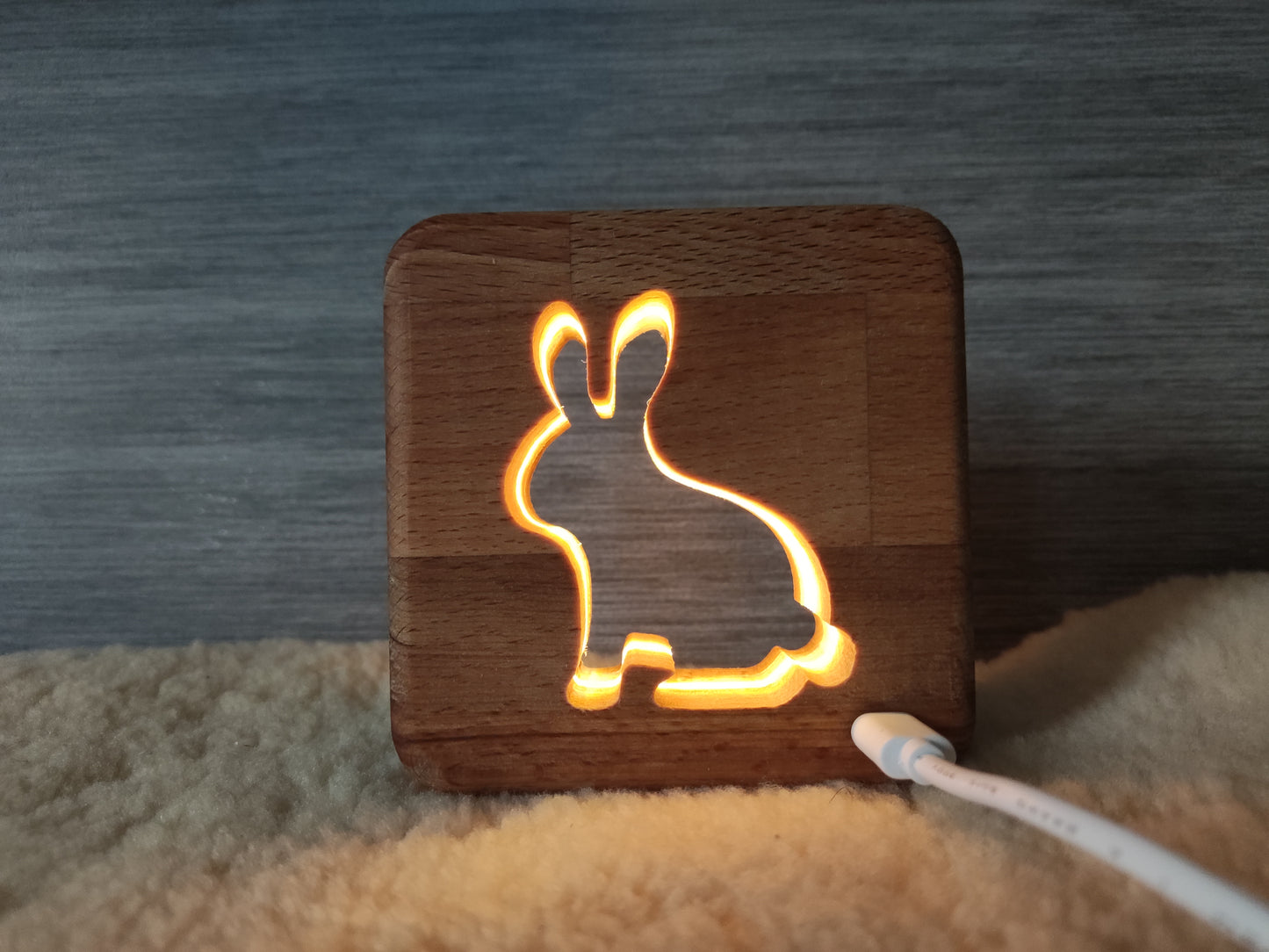 Hase (sitzend) Holz LED Nachtlicht / Dekoration