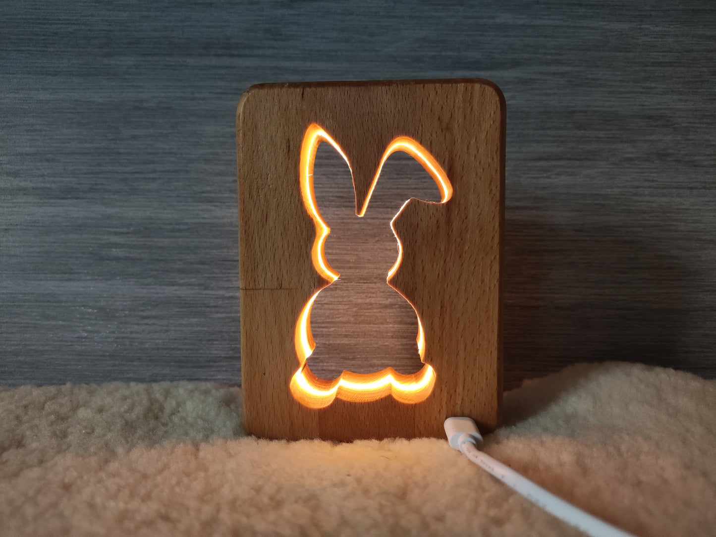 Hase Holz LED Nachtlicht / Dekoration