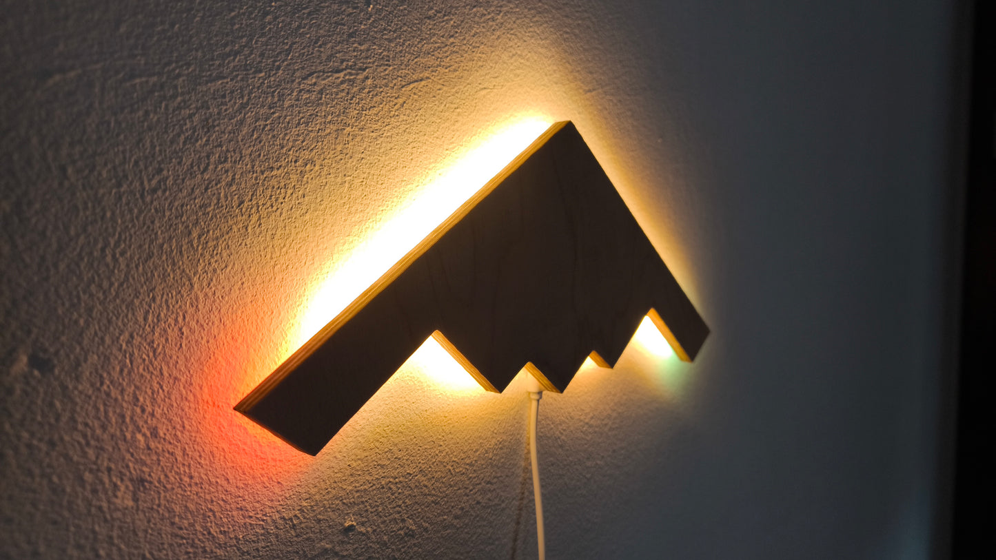 B2 Spirit Bomber Holz LED Wanddekoration / Nachtlicht