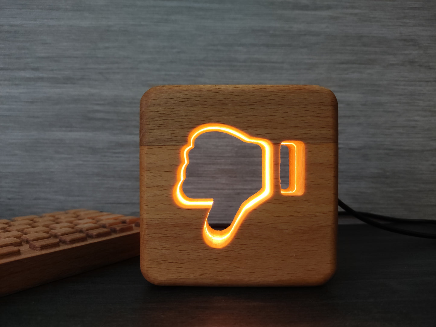 Like Knopf Holz LED Nachtlicht / Dekoration