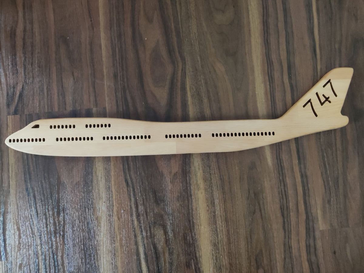 Boeing B747 Queen of the Skies (1:150) LED Wall Decoration