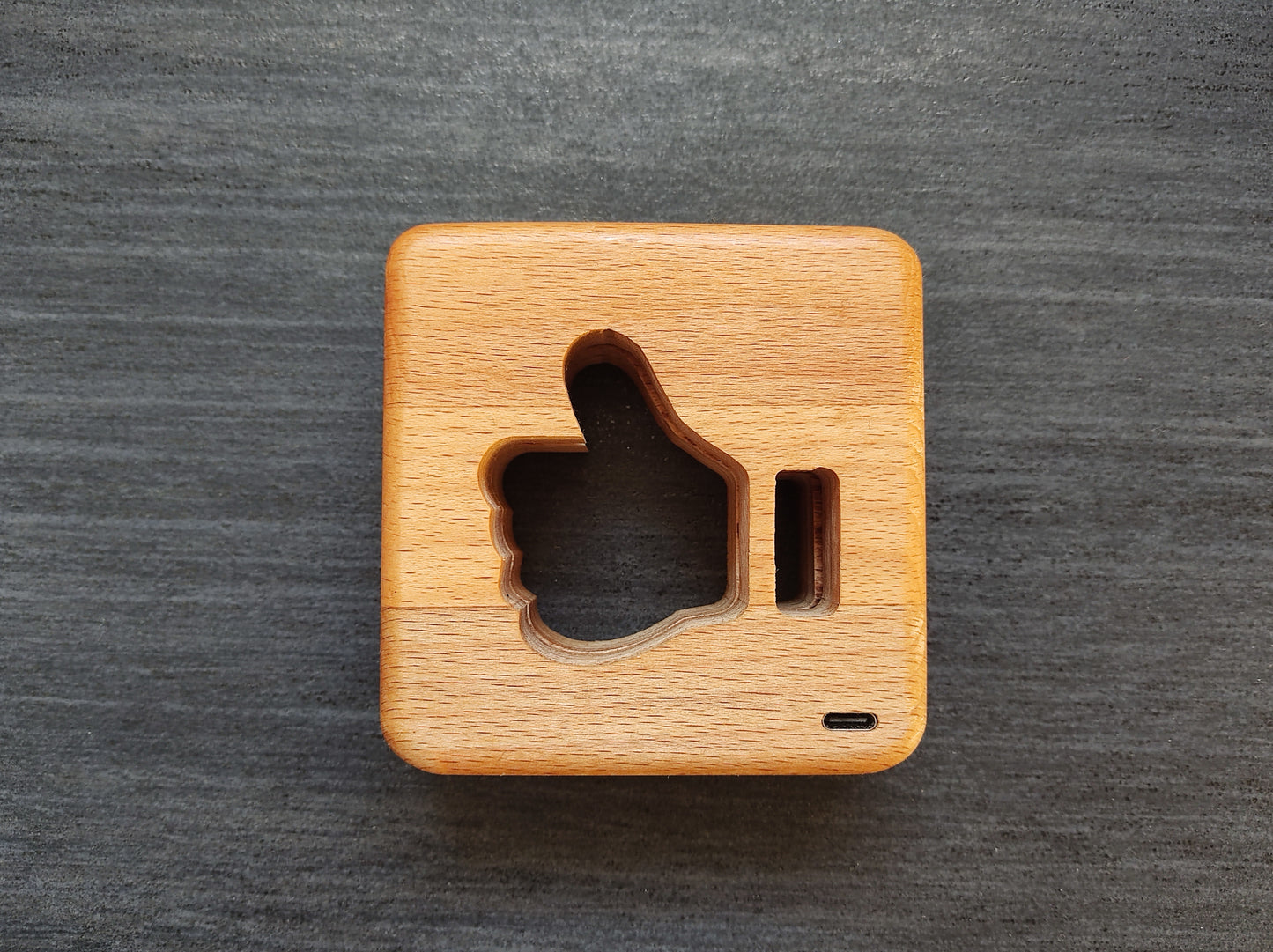 Like Knopf Holz LED Nachtlicht / Dekoration