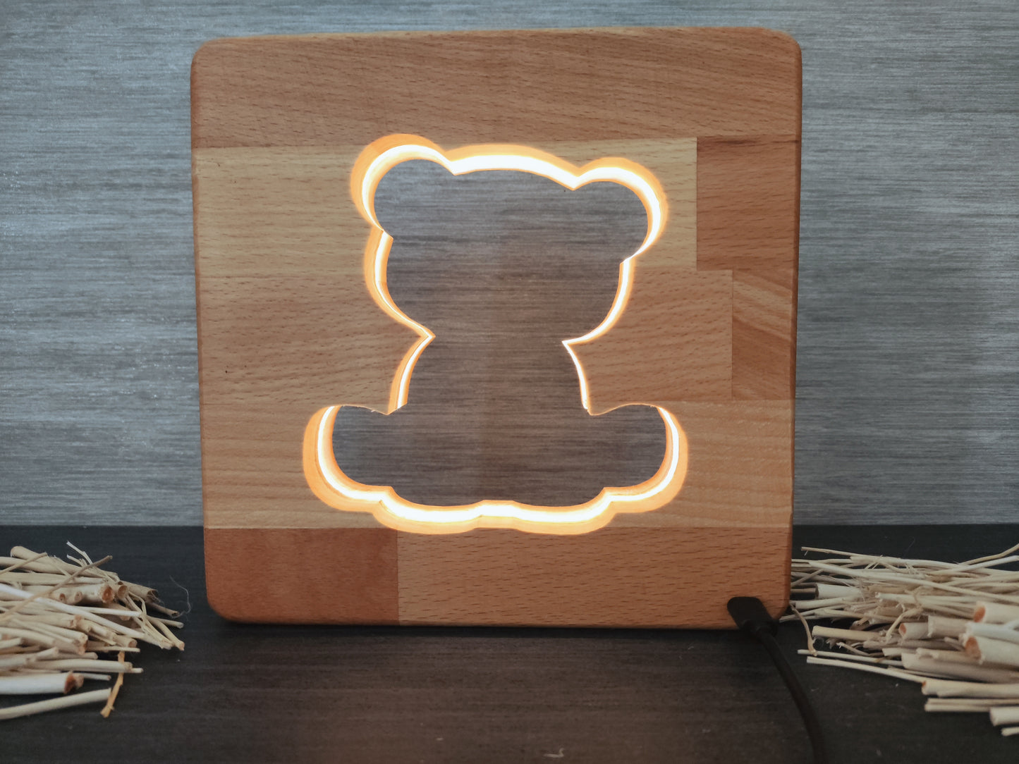 XXL Teddy Bär Deko Holz LED Nachtlicht / Tischlicht, 19cm x 19cm