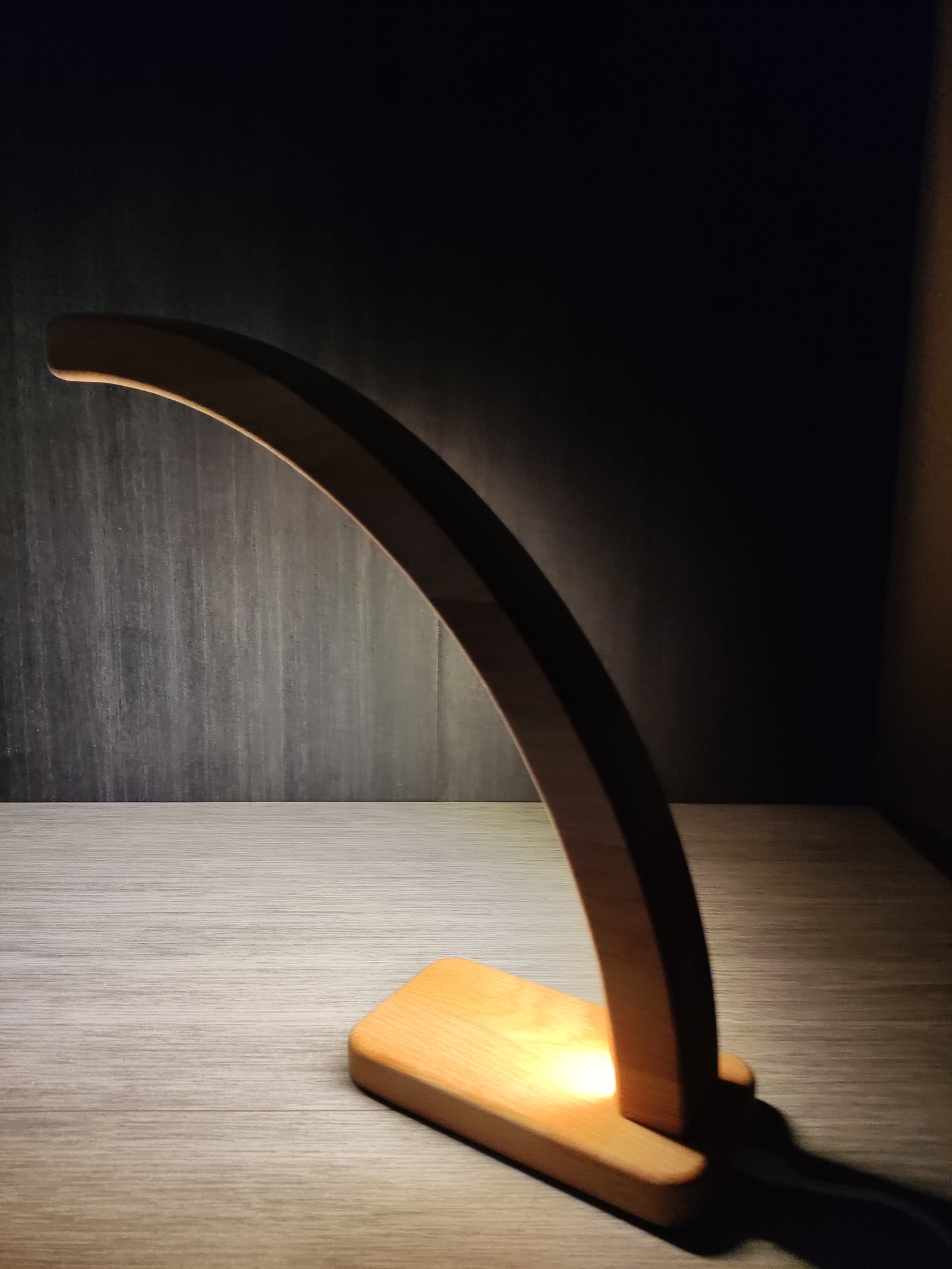 Arch / Curve (3cm) LED Desk lamp