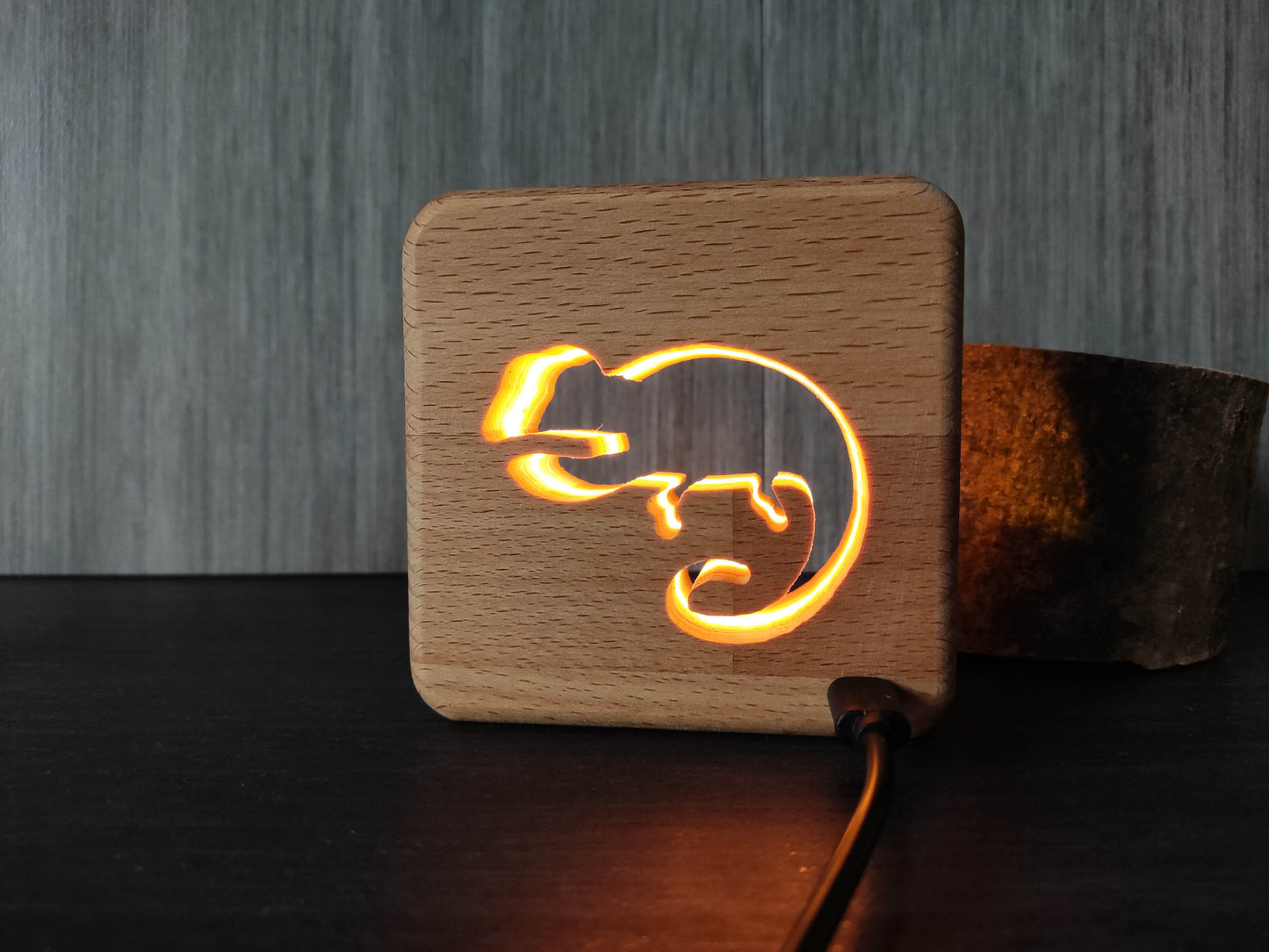 Chameleon Holz LED Nachtlicht / Dekoration