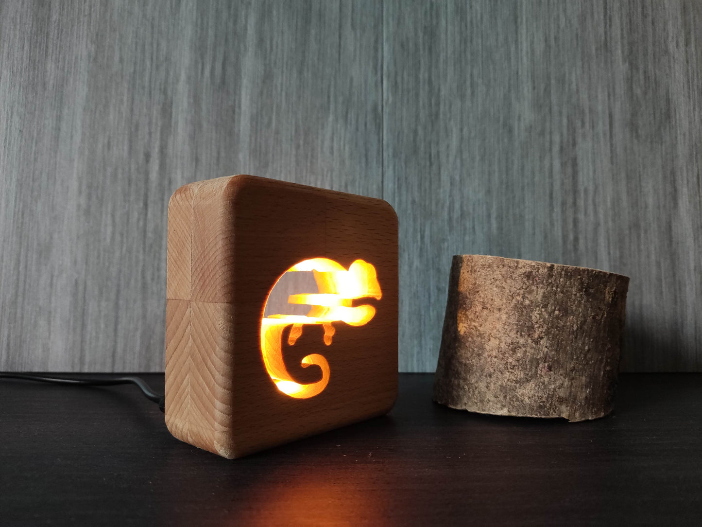 Chameleon Holz LED Nachtlicht / Dekoration