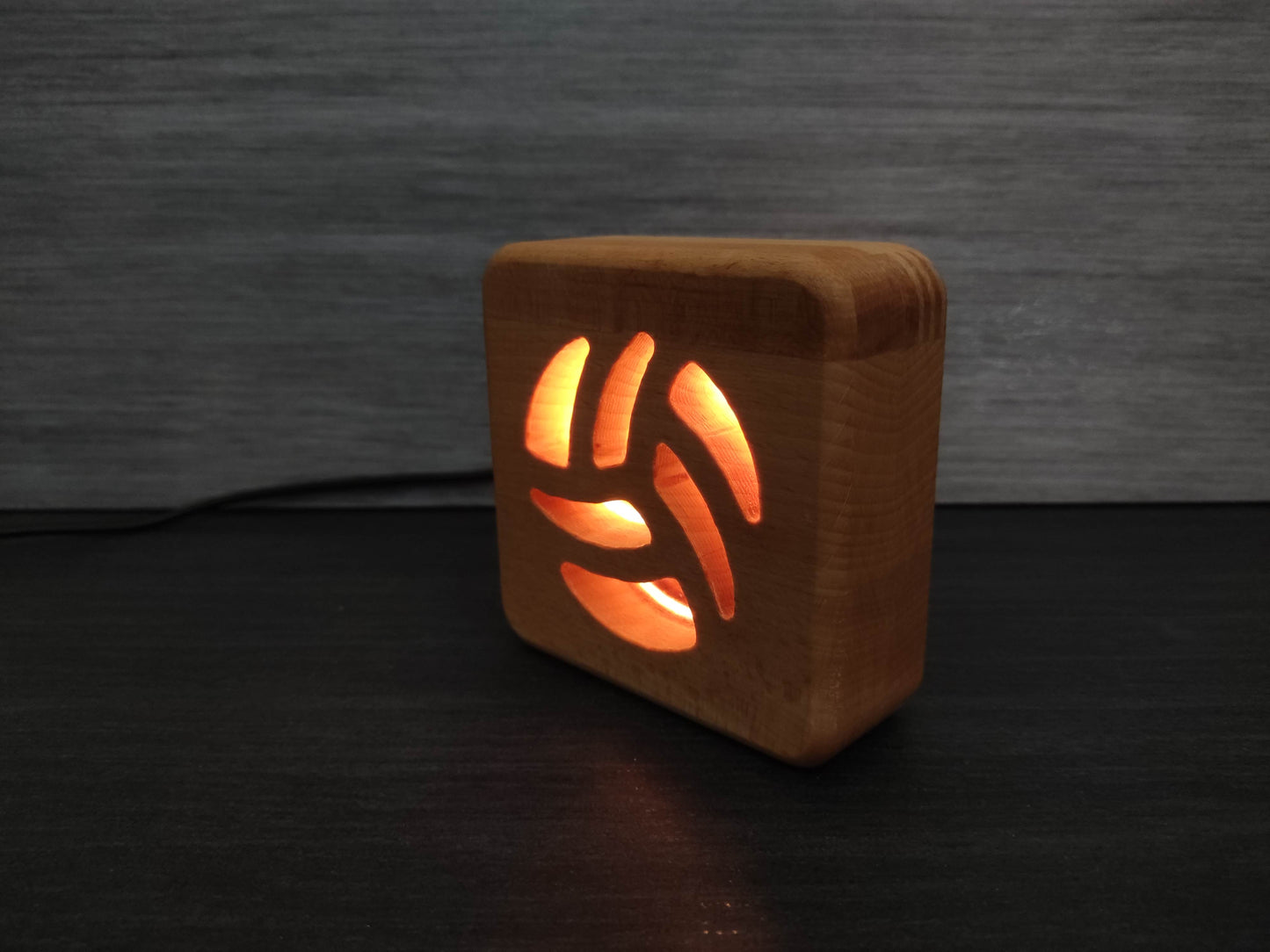 Volleyball Holz LED Nachtlicht / Dekoration
