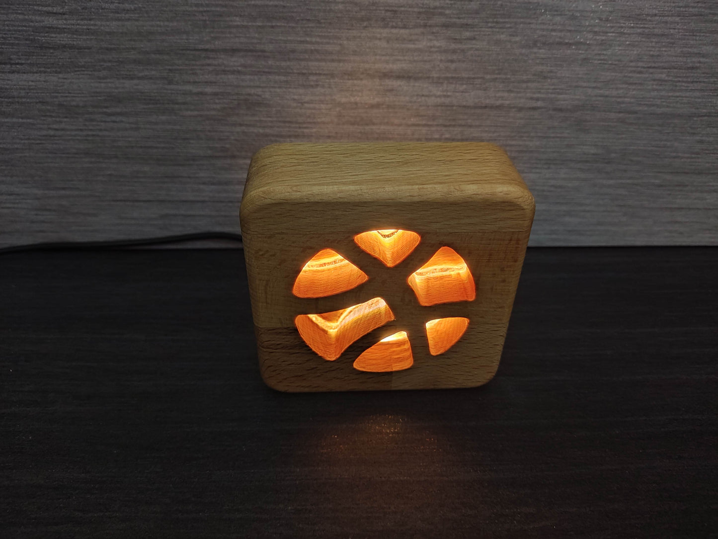 Basketball Holz LED Nachtlicht / Dekoration