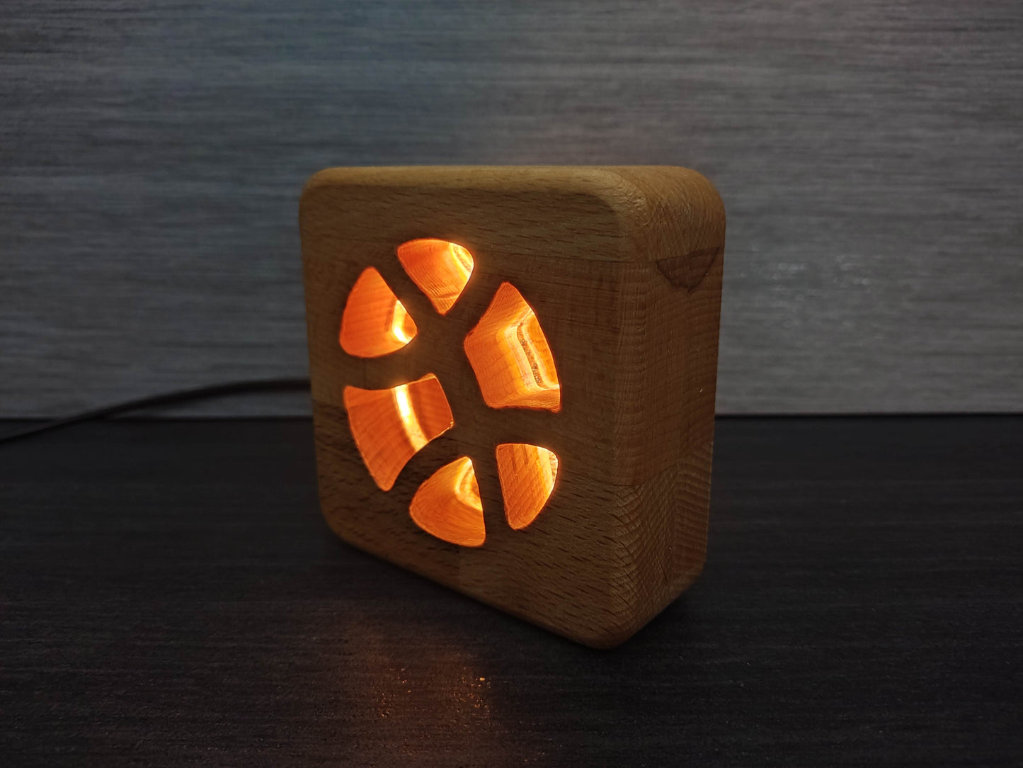 Basketball Holz LED Nachtlicht / Dekoration