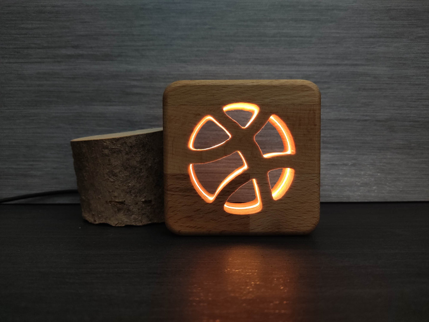 Basketball Holz LED Nachtlicht / Dekoration