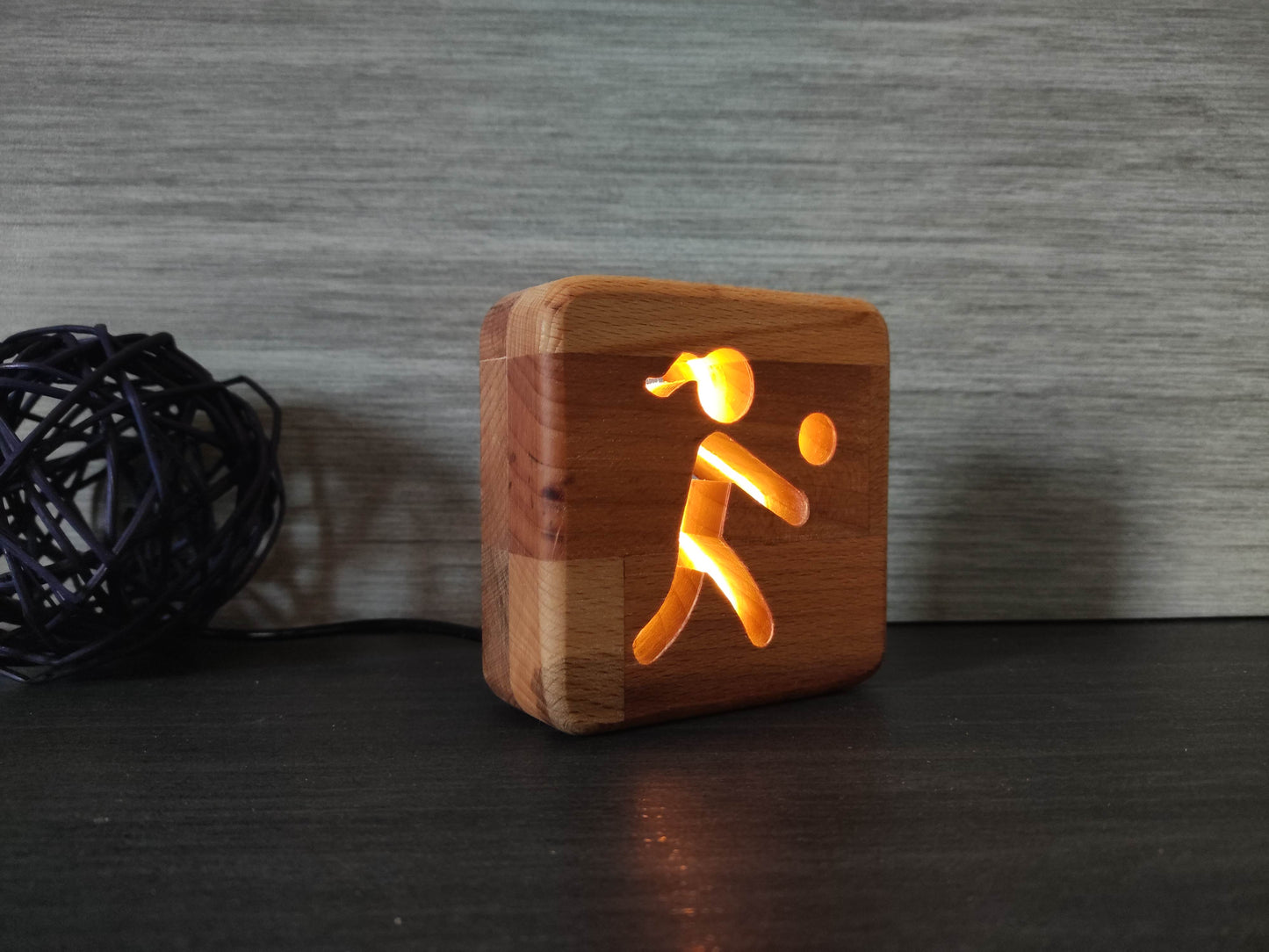 Volleyball Girl Holz LED Nachtlicht / Dekoration