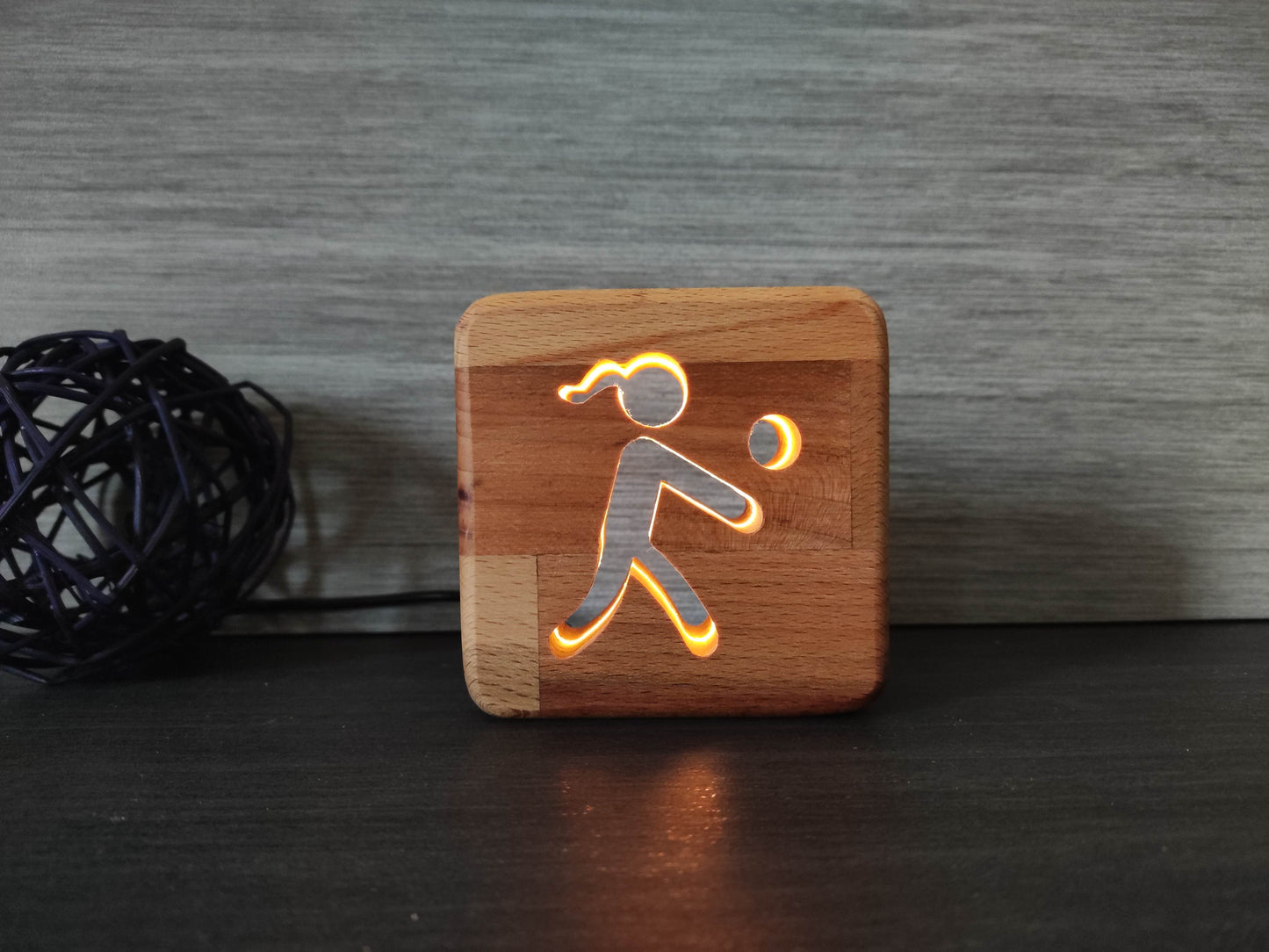 Volleyball Girl Holz LED Nachtlicht / Dekoration