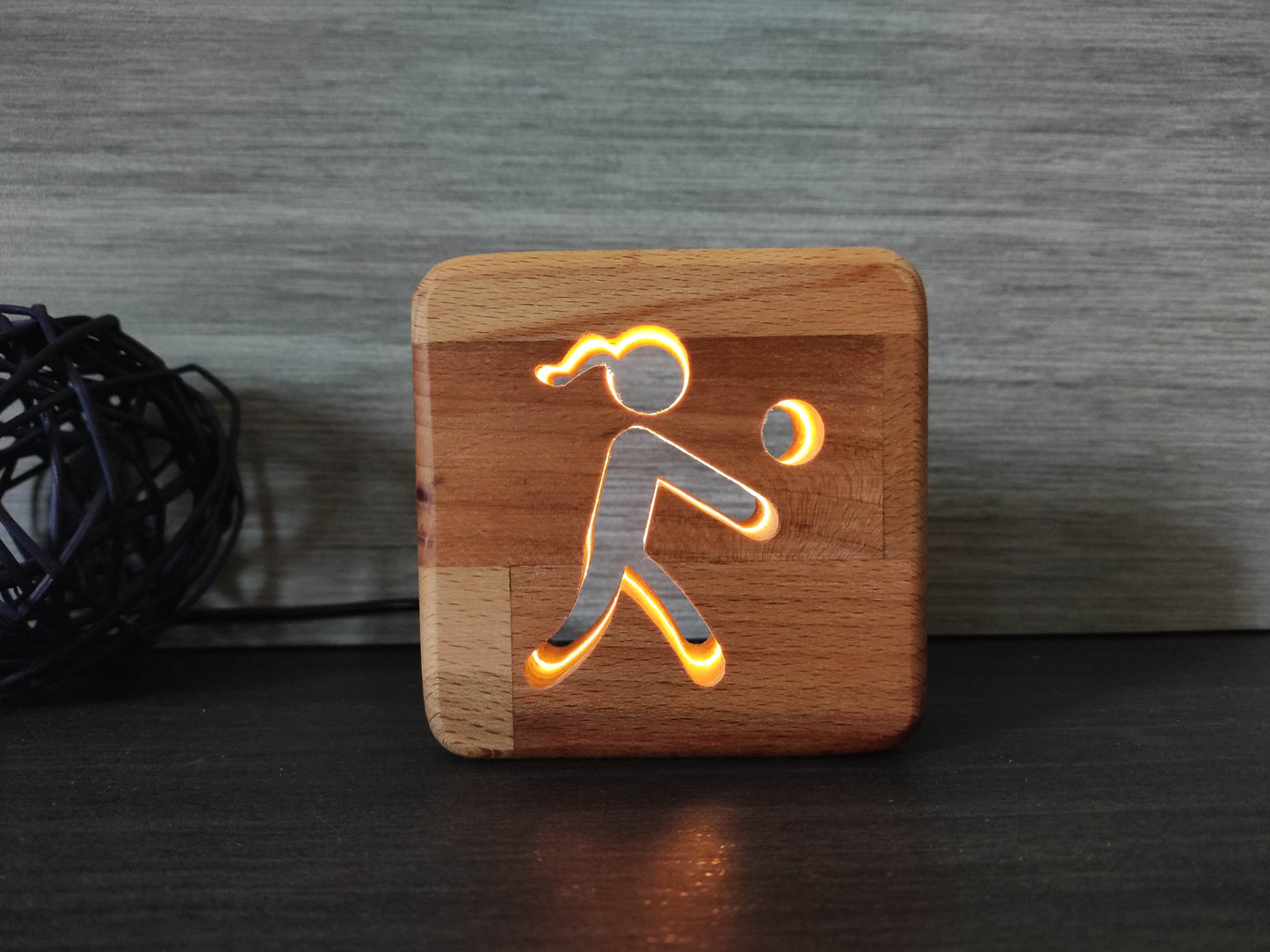 Volleyball Girl Holz LED Nachtlicht / Dekoration