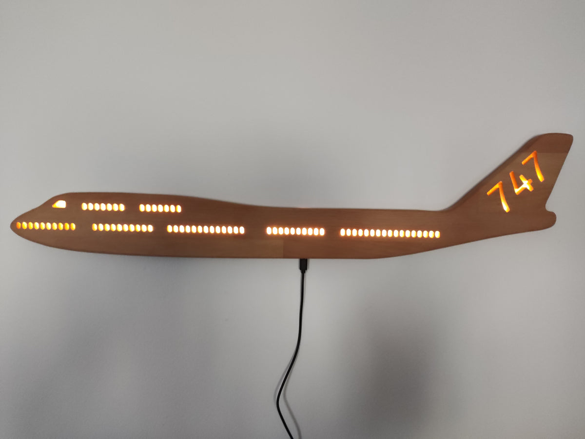 Boeing B747 Queen of the Skies (1:150) LED Wall Decoration