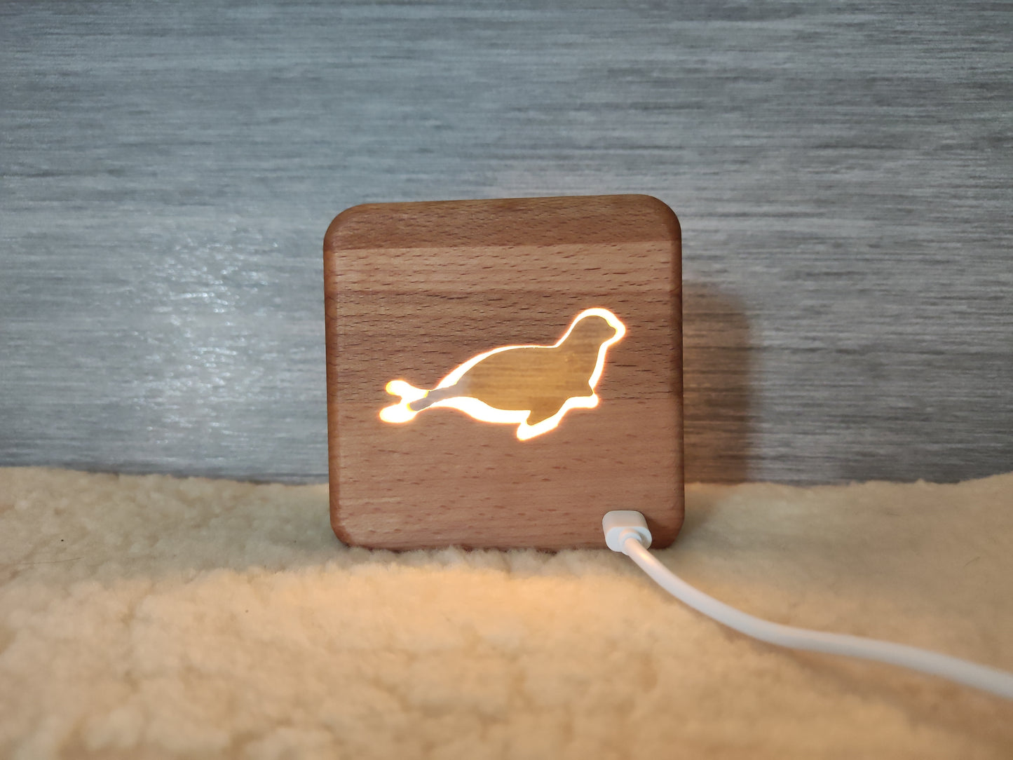 Seal (lying) LED Nightlamp