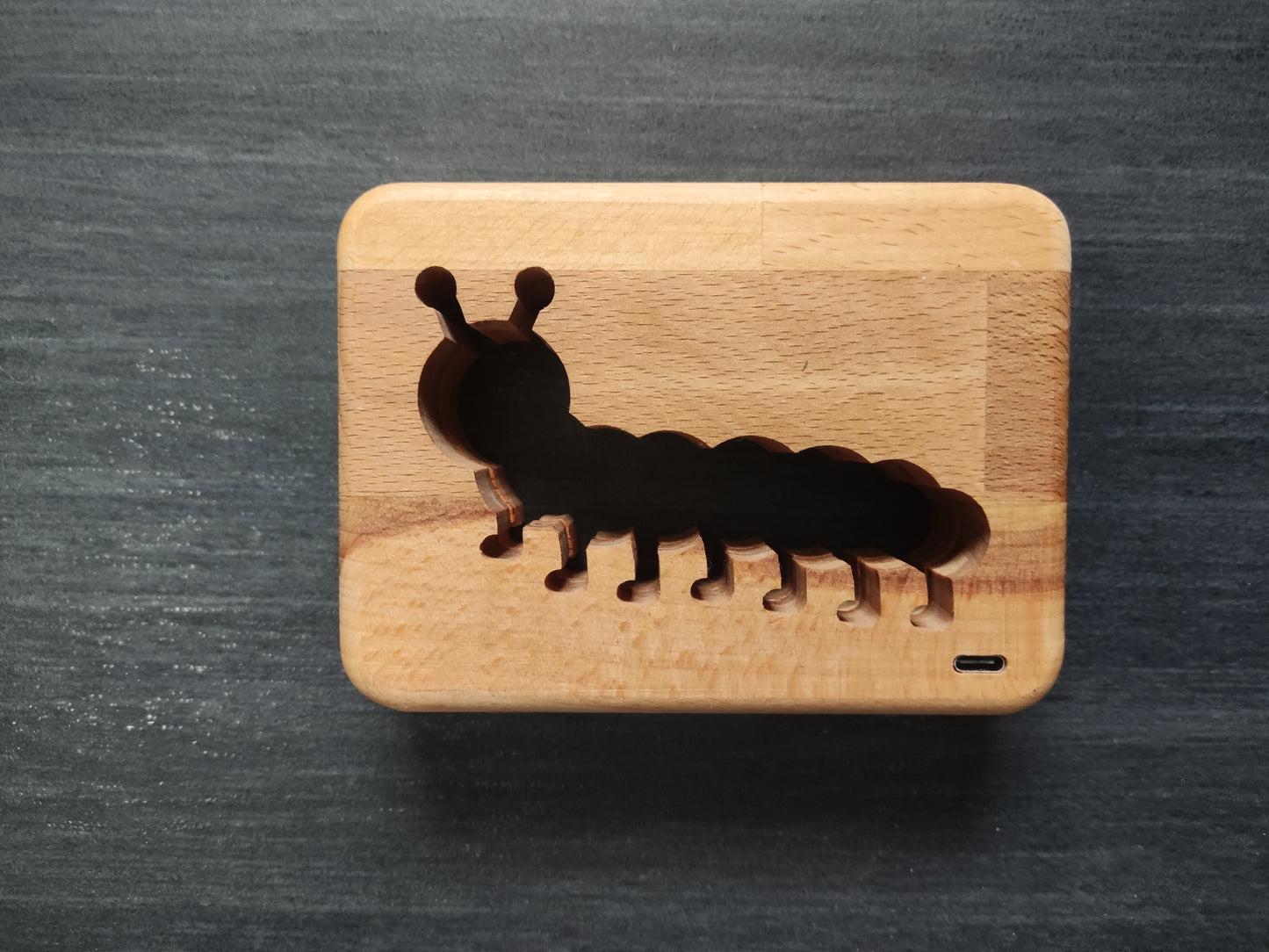 Caterpillar LED Nightlamp