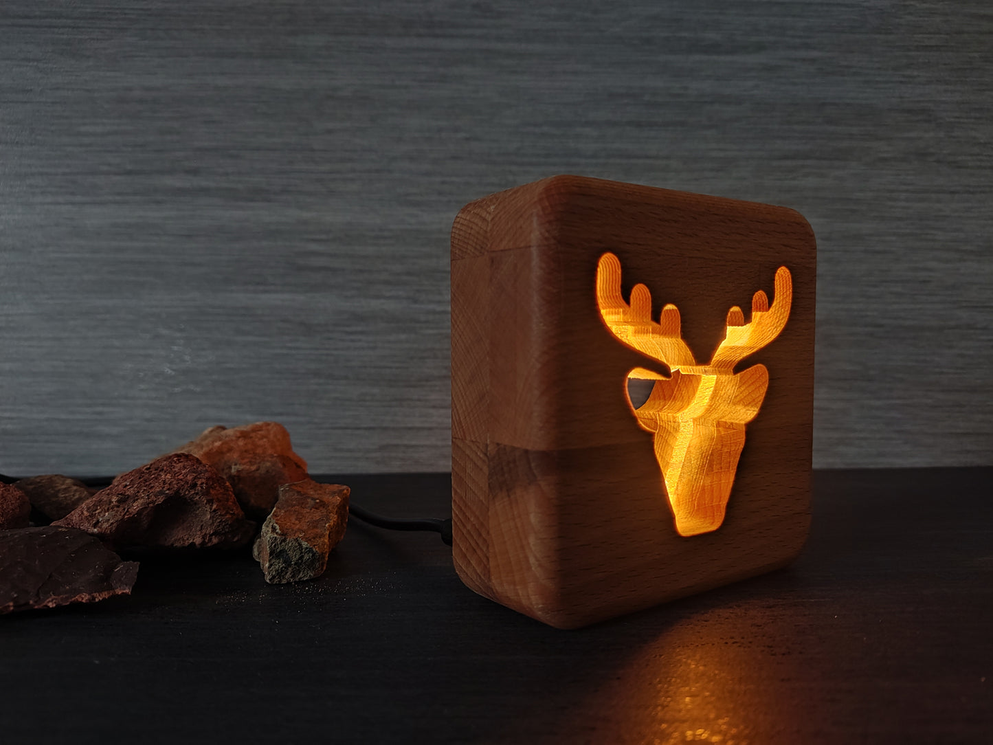 Hirsch Holz LED Nachtlicht / Dekoration
