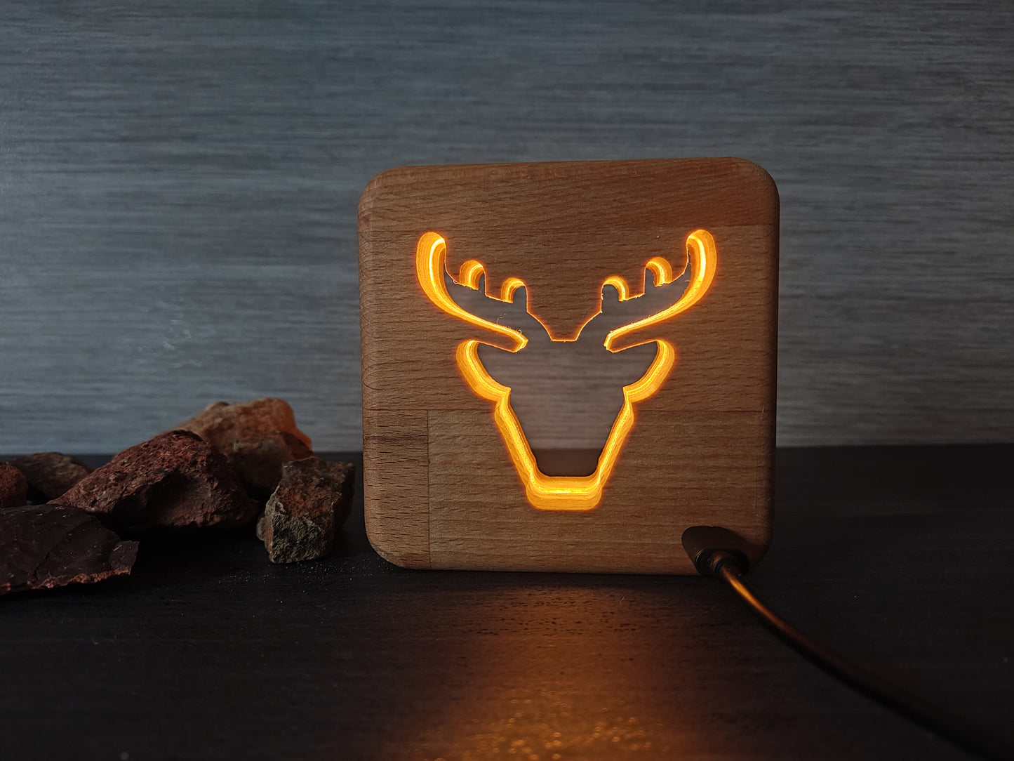 Hirsch Holz LED Nachtlicht / Dekoration