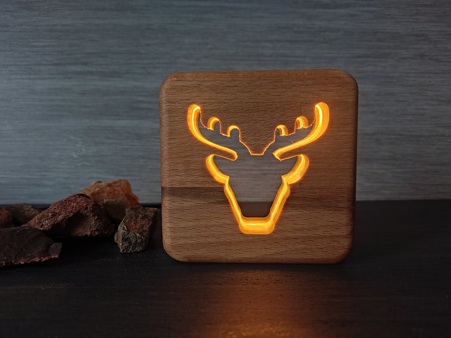Hirsch Holz LED Nachtlicht / Dekoration