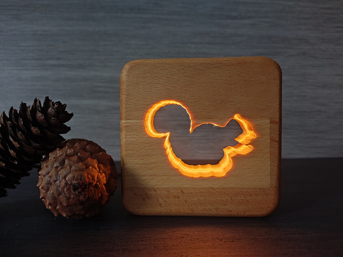 Eichhörnchen Holz LED Nachtlicht / Dekoration