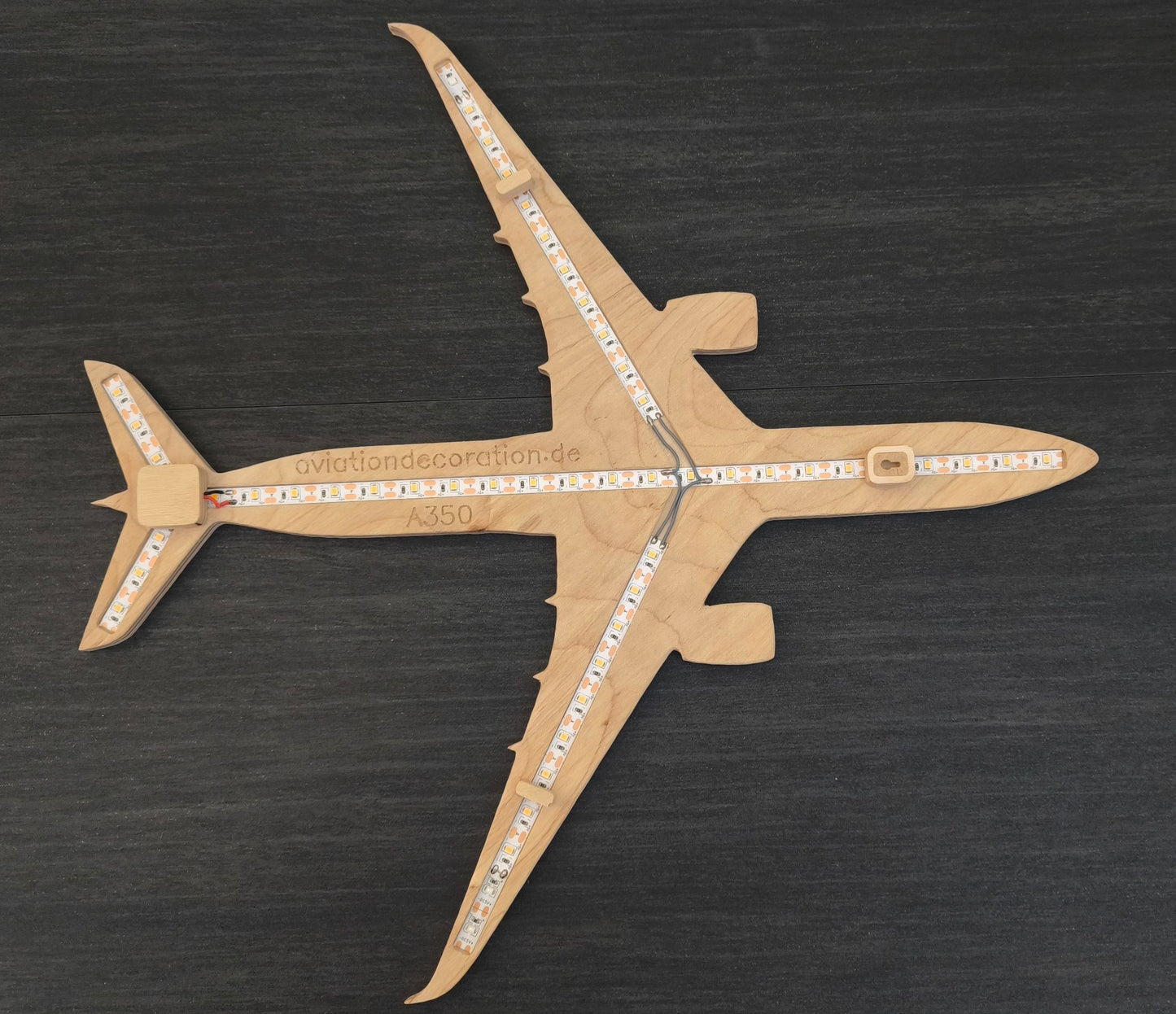 Airbus A350 Holz LED Wanddekoration / Nachtlicht