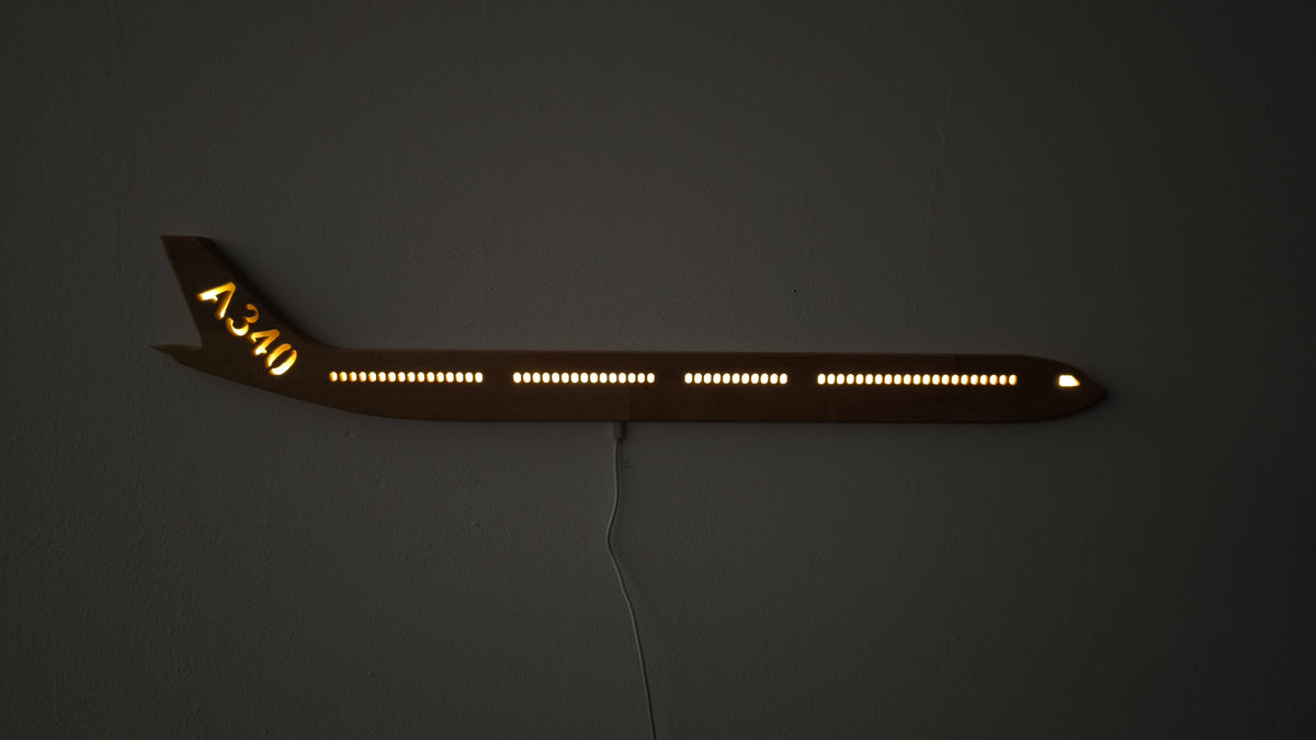 Airbus A340 A340-600 XXL (1:97)  LED Wall Decoration