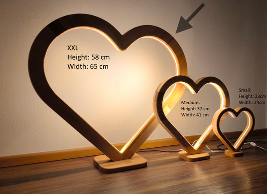 Herz (XXL) Holz LED Tischlampe / Dekoration